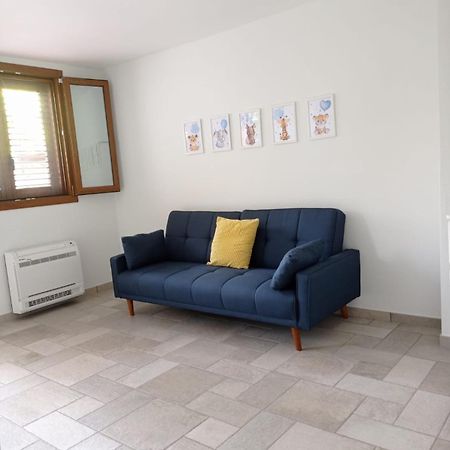 A Casa Di Ty Appartement Caserta Buitenkant foto