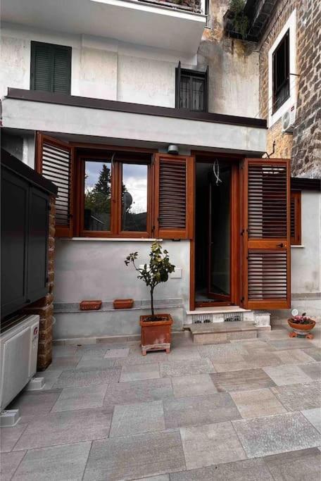A Casa Di Ty Appartement Caserta Buitenkant foto