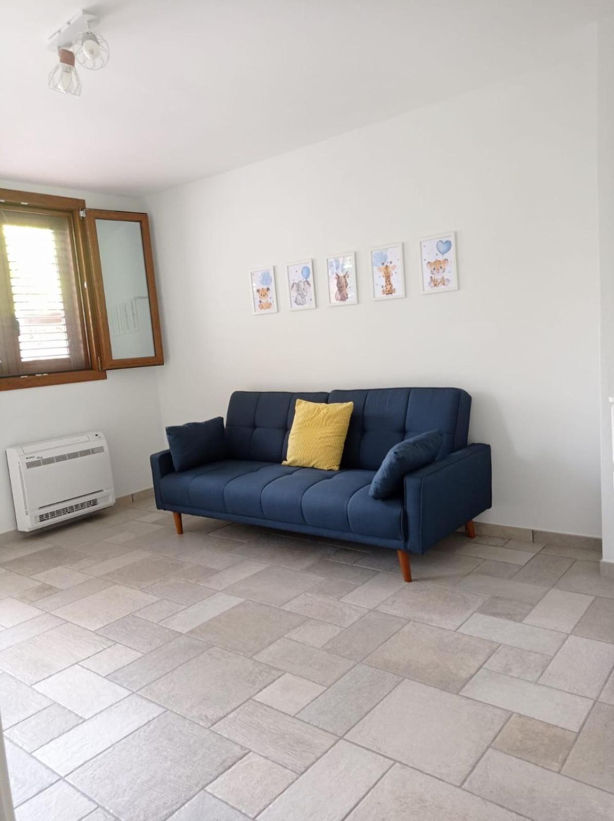 A Casa Di Ty Appartement Caserta Buitenkant foto